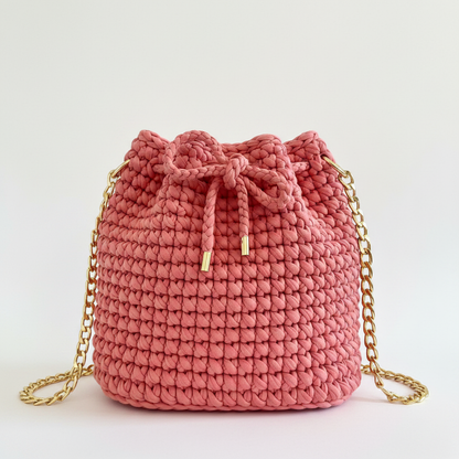 Borsa stile Azha rosa corallo sfondo bianco